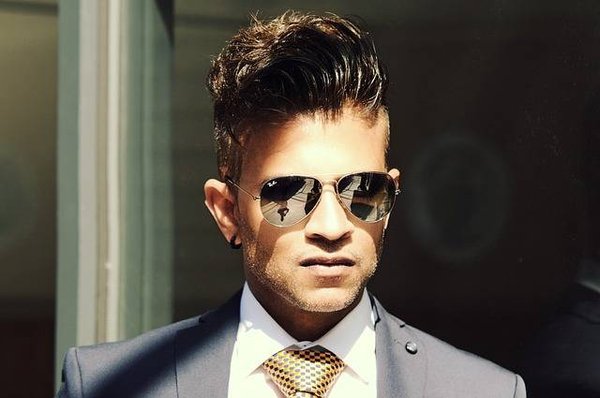 5 vêtements et accessoires indispensables pour un style fashion masculin