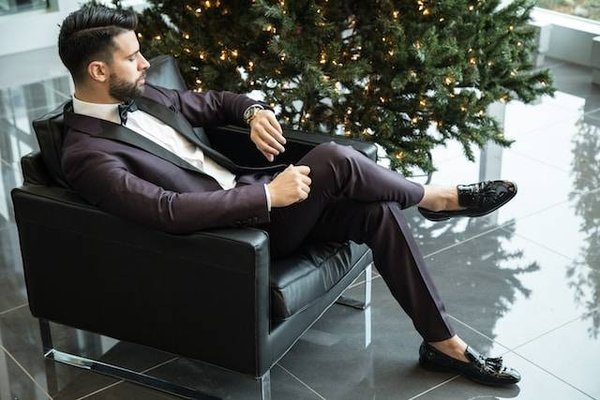 Comment porter le costume avec style ?