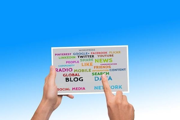 Comment créer du contenu attractif sur les réseaux sociaux pour partager son style et sa passion pour la mode ?